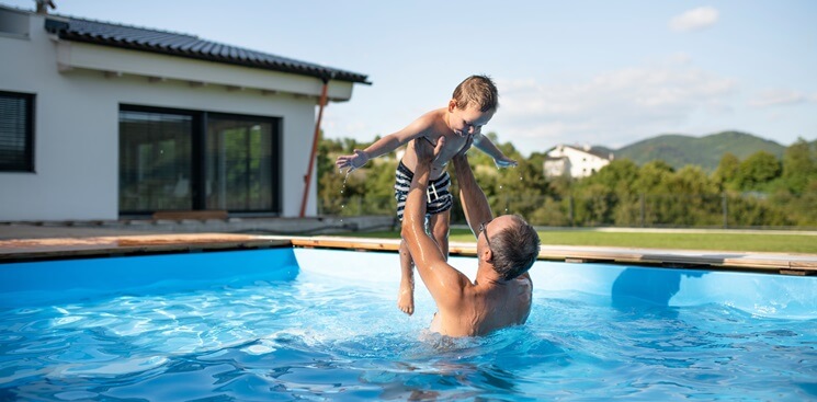 mantenimiento piscina pequeña